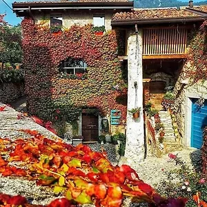 https://rustico-la-colonna-tremosine-sul-garda.it-lombardy.com
